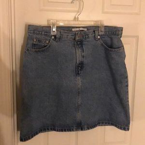Tommy Hilfiger jean skirt